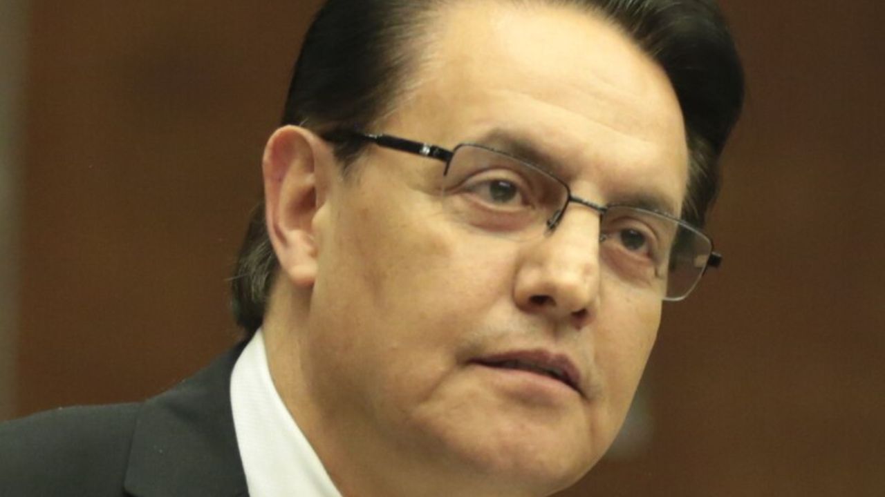 Esposa de candidato à presidência do Equador afirma que ele teria morrido após uma falha de segurança