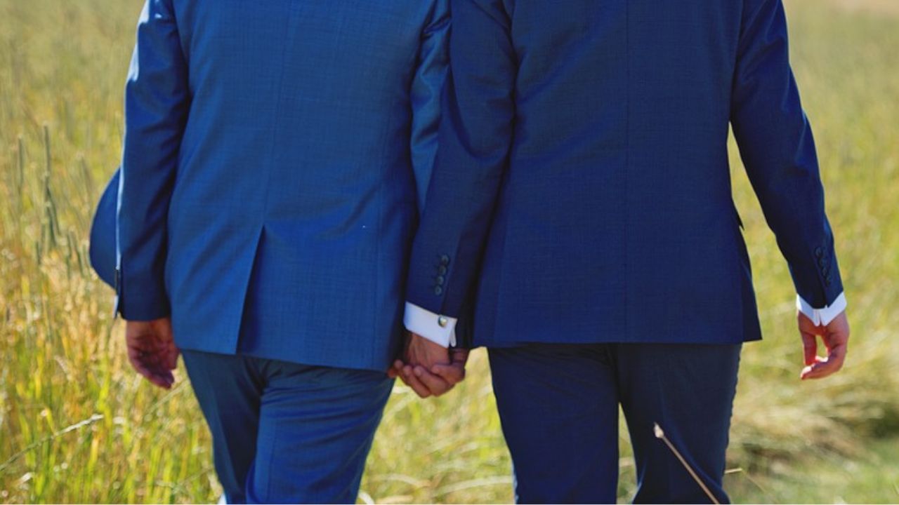 Comissão da Câmara discute projeto que impede casamentos homoafetivos