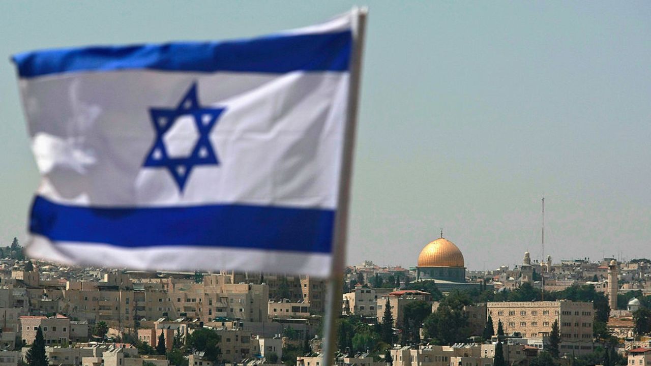 Autoridades iranianas defendem sanções e embargo a petróleo contra Israel