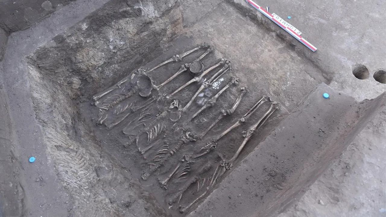 Dezenas de esqueletos sem cabeça de mais de 4 mil anos são encontrados na China