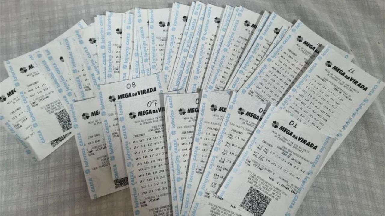Grupo de 269 pessoas faz bolão da Mega da Virada com mais de 500 jogos
