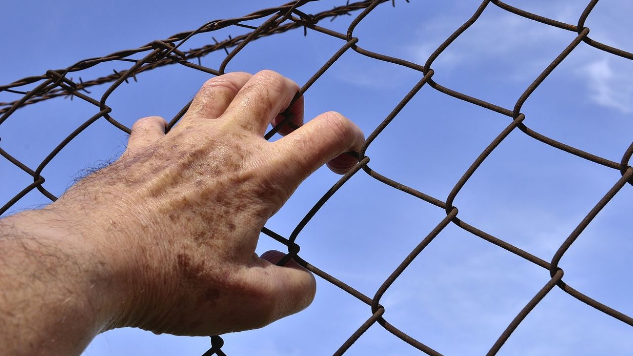 Nos Estados Unidos, pai e filho são condenados à prisão perpétua por morte de homem negro