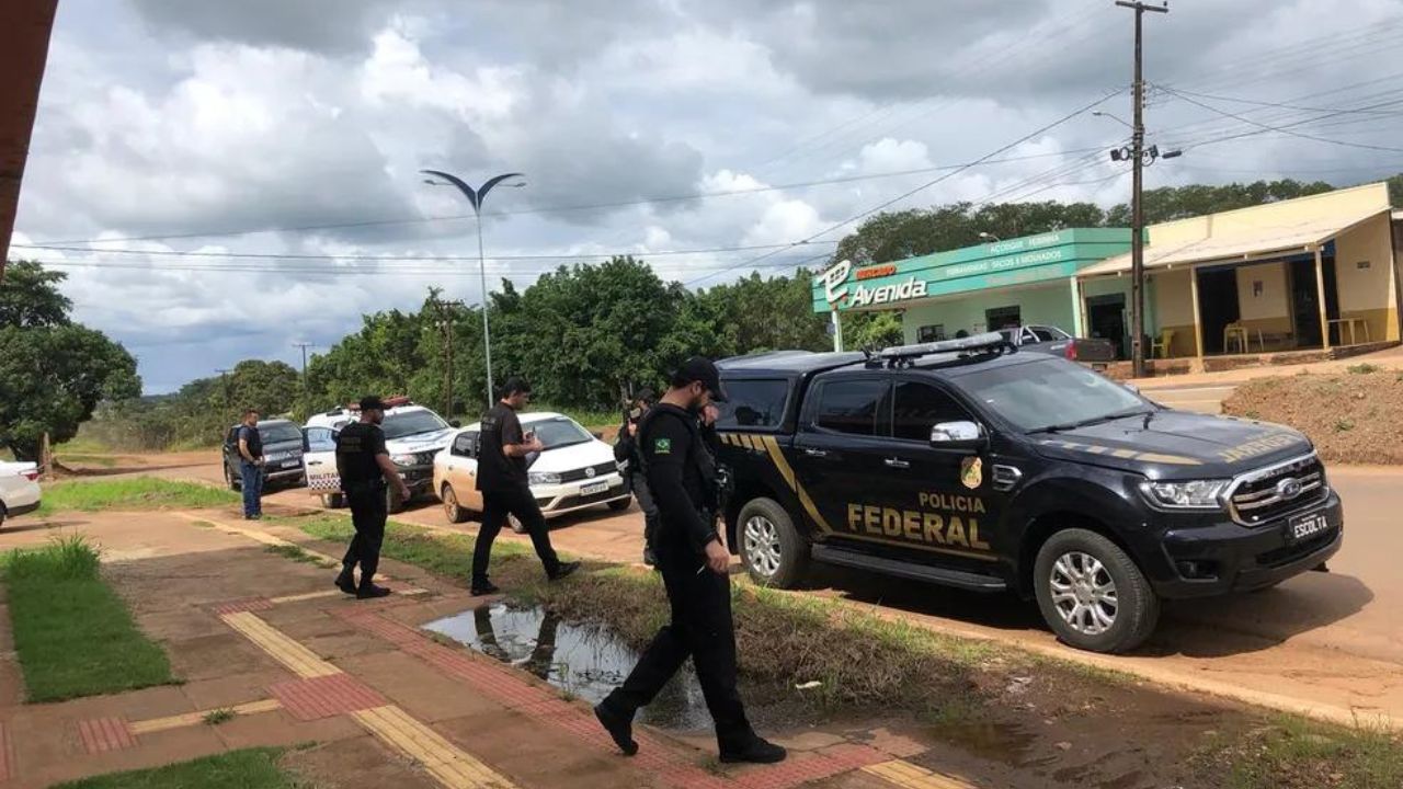 Três bolsonaristas são presos por fecharem BR em Rondônia