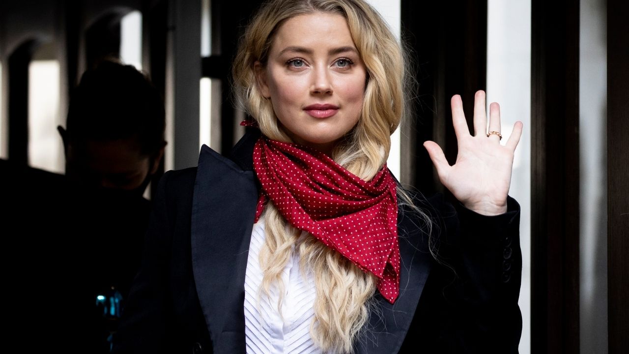 Amber Heard diz que Johnny Depp mentiu e que teme ser processada novamente
