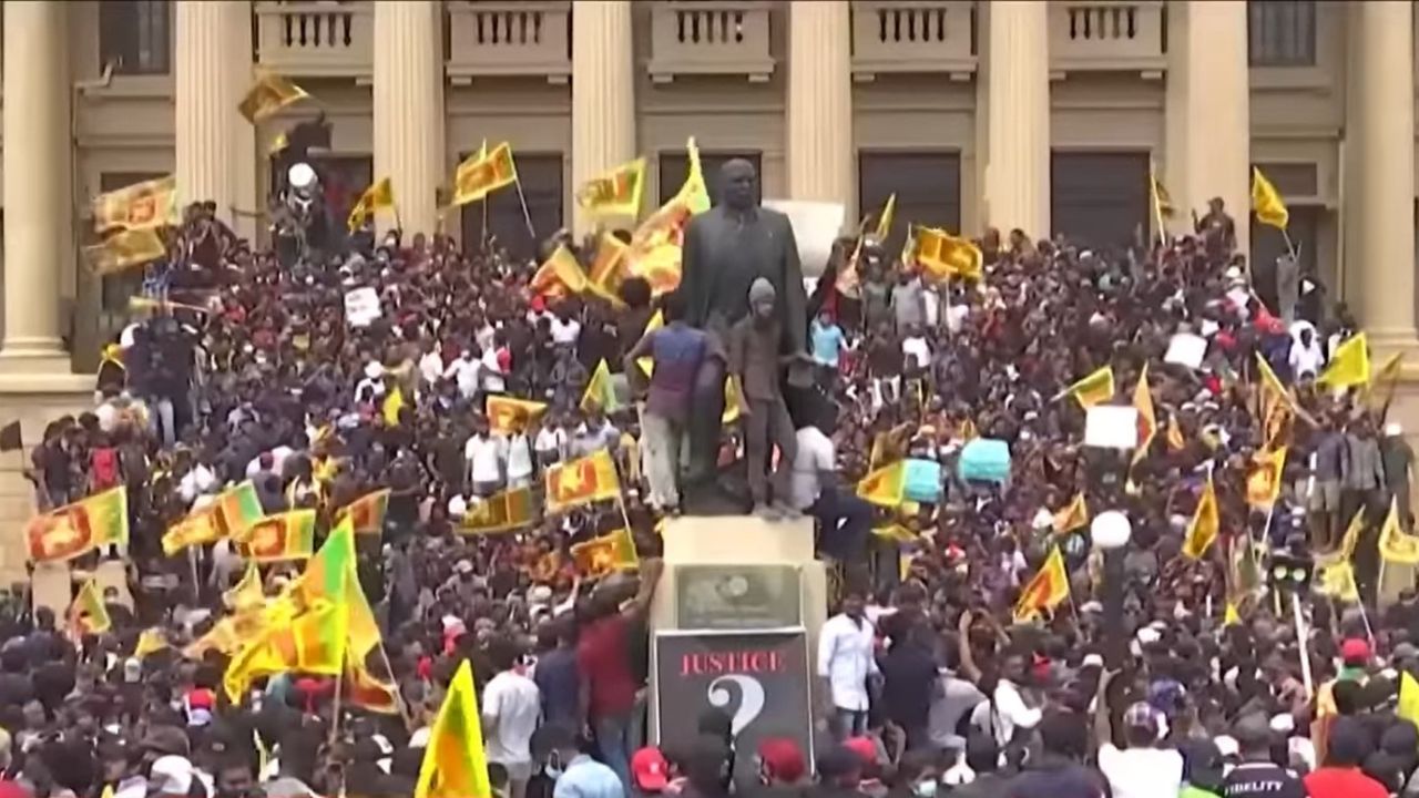 Presidente do Sri Lanka usa passagem secreta de palácio para fugir de manifestantes
