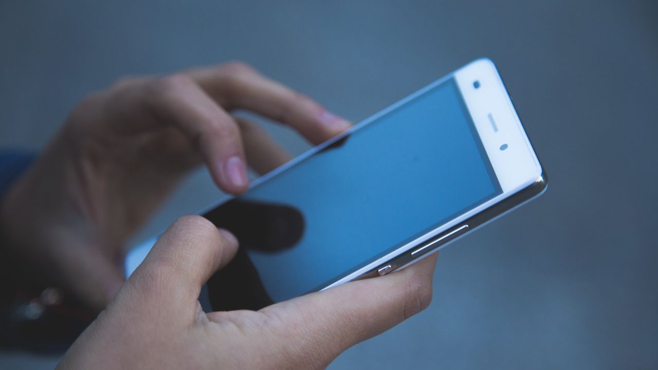 Uso de celulares teria custado a vida de soldados russos mortos em ataque ucraniano