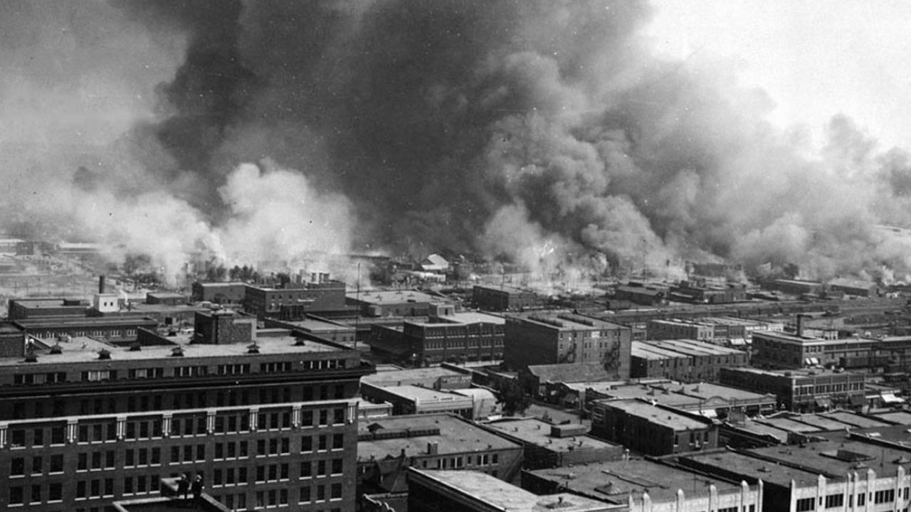 Após décadas, historiadores retomam procura por vítimas do brutal Massacre de Tulsa