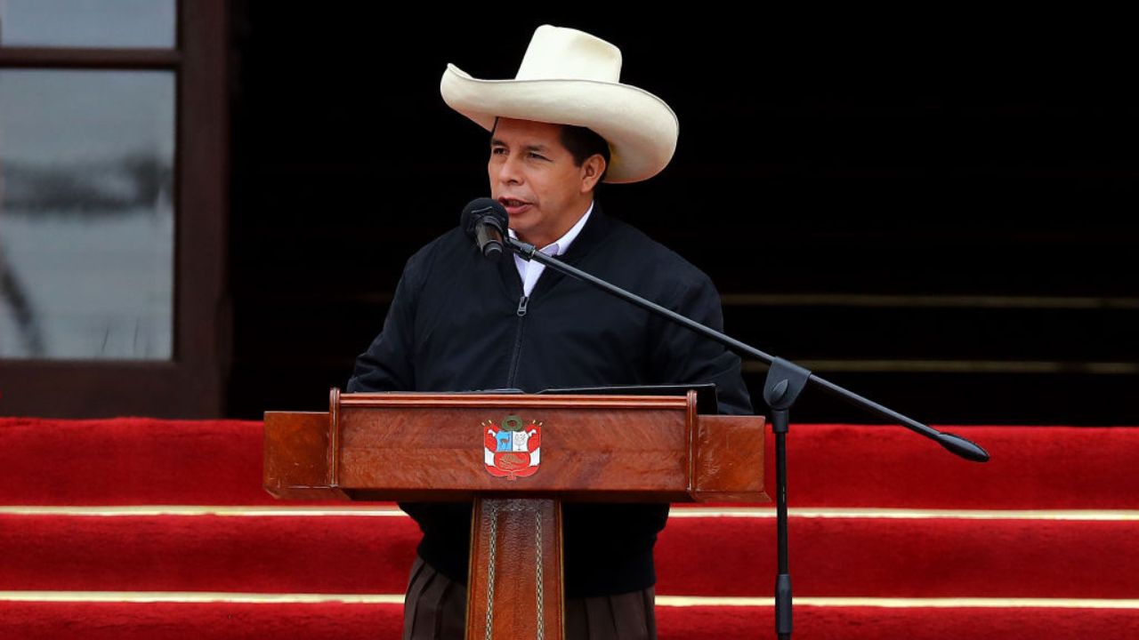 ‘Jamais renunciarei’, diz ex-presidente Pedro Castillo, que afirma estar preso ‘injustamente’