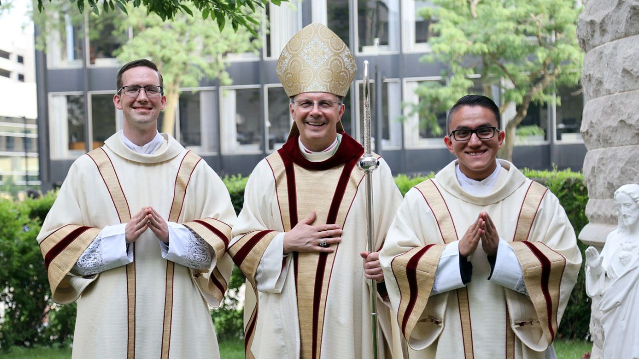 Diocese nos EUA proíbe redesignação de gênero: ‘Respeito pelo sexo biológico’
