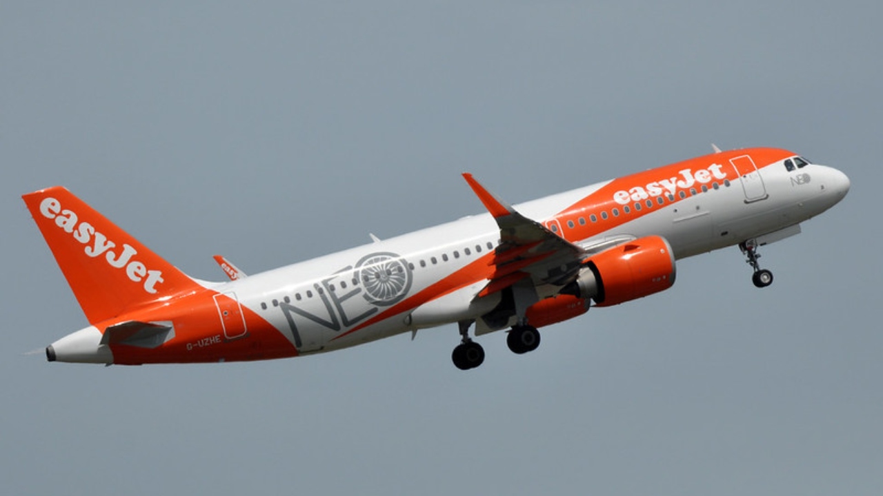 Voo na Holanda sofre atraso de cinco horas devido à picada de inseto no piloto