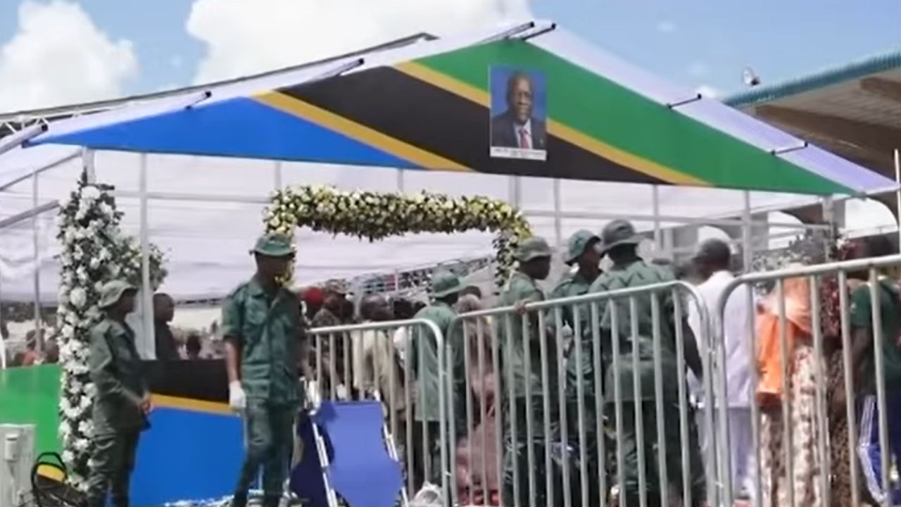 Na Tanzânia, 45 pessoas morrem durante cerimônia em homenagem a presidente falecido