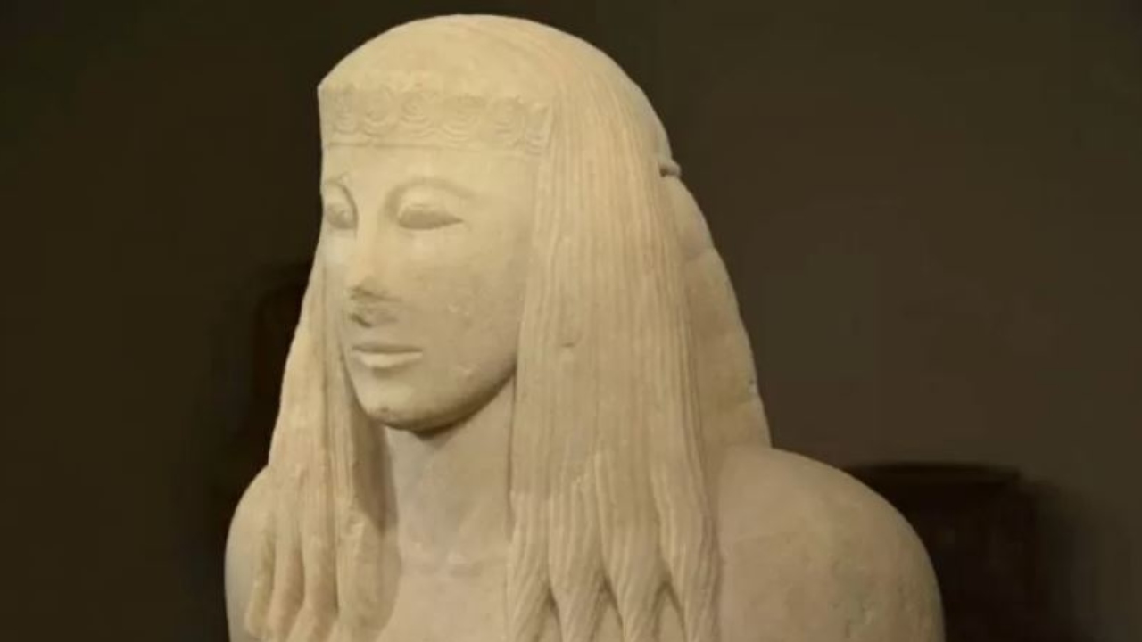 Estátua quase intacta de 2.700 anos será exposta na Grécia