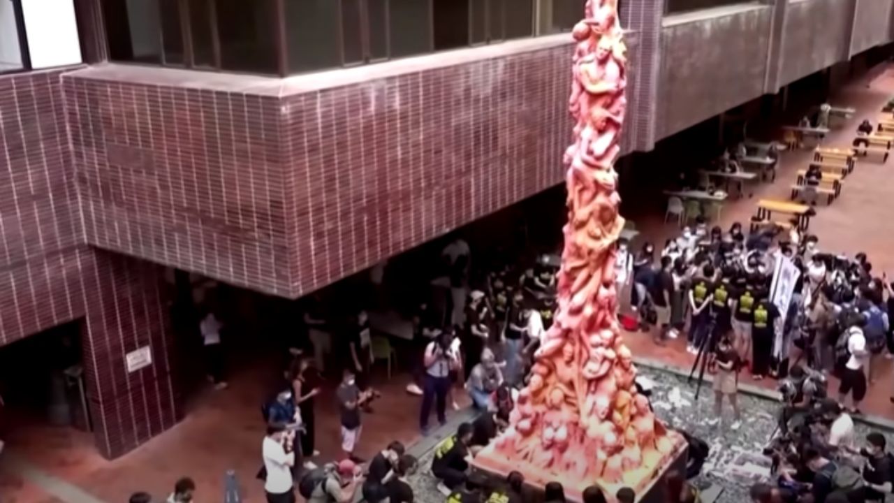 Estátua sobre Massacre da Praça da Paz Celestial é removida