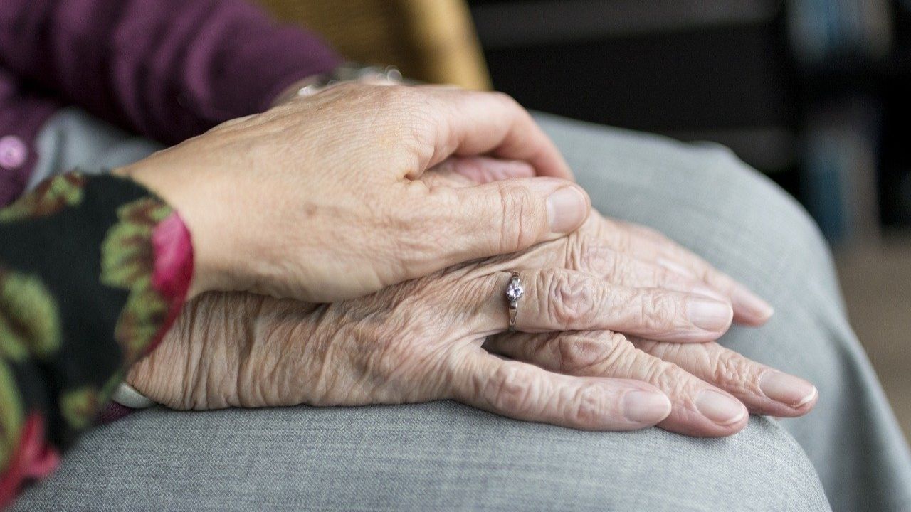IBGE calcula expectativa de vida do brasileiro em 76,8 anos em 2020