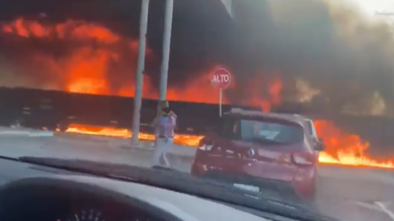 15 casas no México são destruídas após explosão de caminhão-tanque