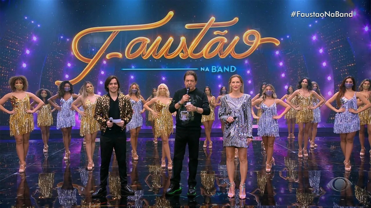 Faustão na Band: acidente causa incêndio em cenário do programa