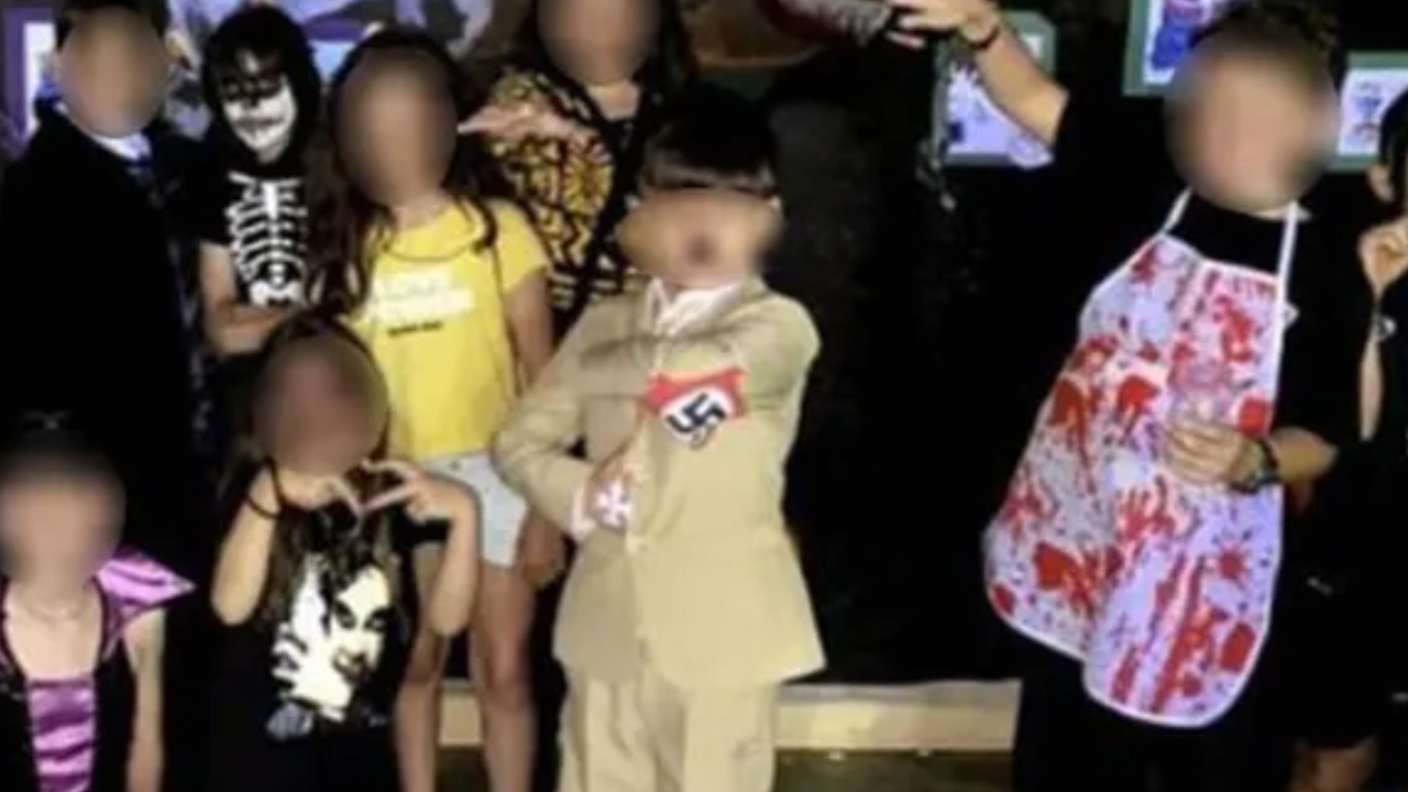 Promotoria investiga caso de criança que foi fantasiado de Hitler em Halloween