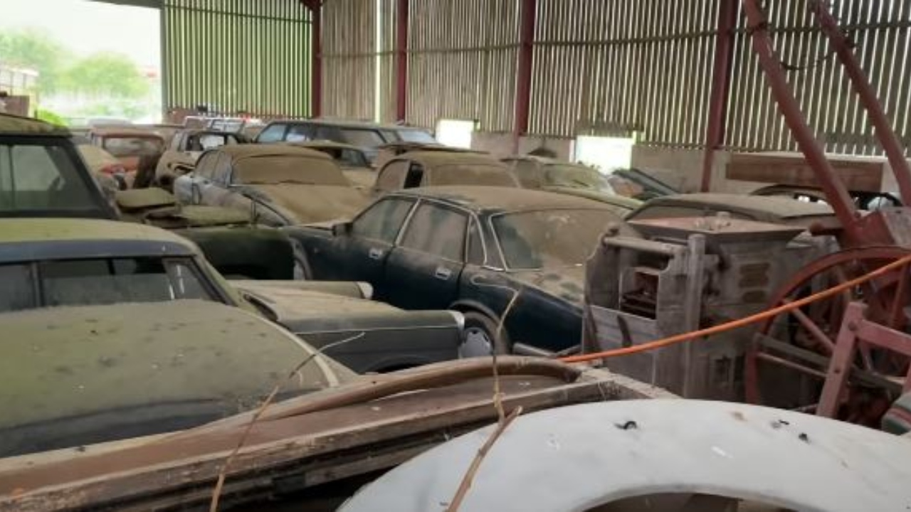 Youtuber descobre galpão abandonado com relíquias automobilísticas