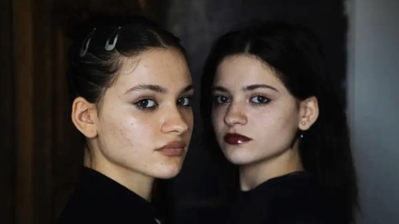 Gêmeas separadas no nascimento se reencontram graças ao TikTok