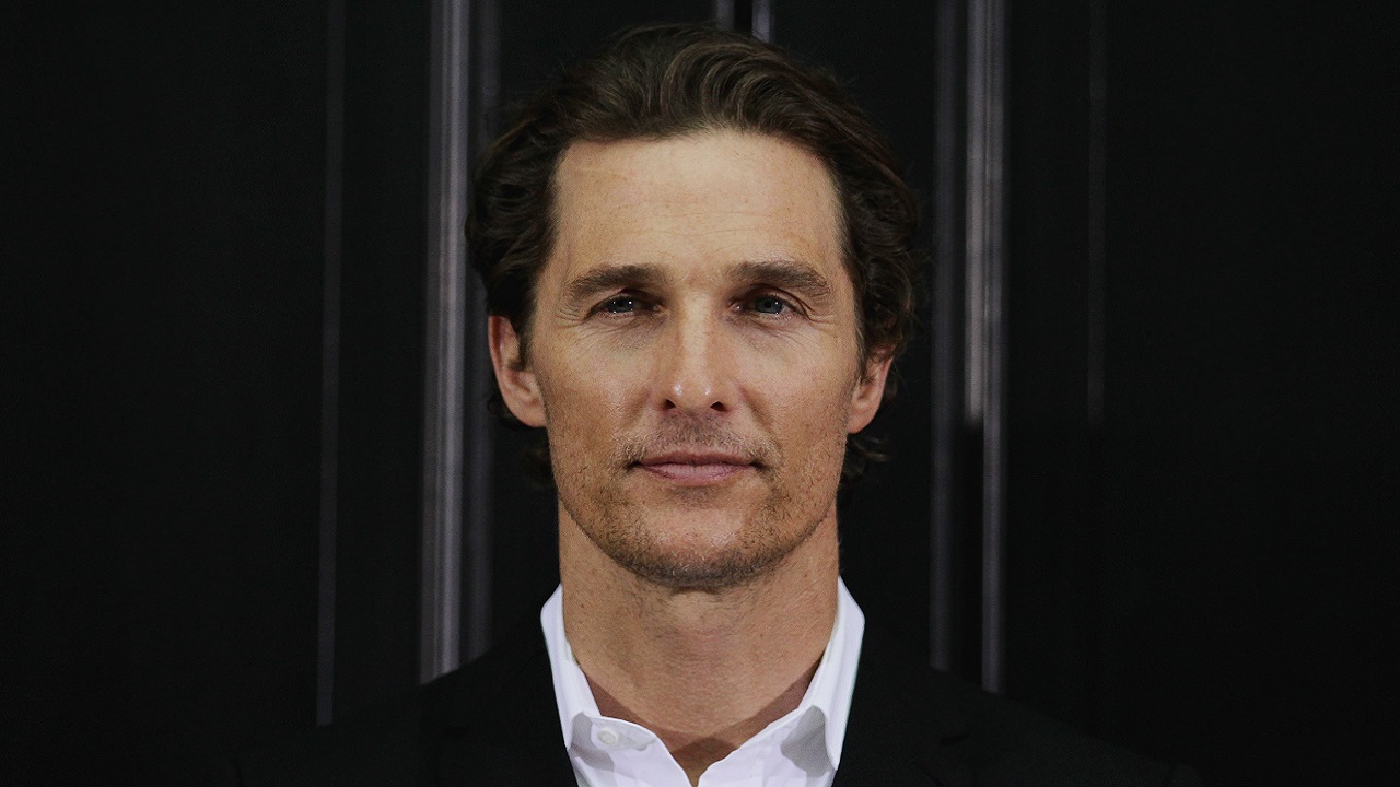 Matthew McConaughey recorda quando foi chantageado sexualmente em sua adolescência