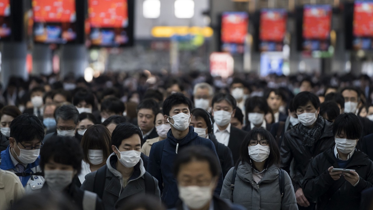 Homem que recebeu quantia milionária de auxílio por engano é preso no Japão