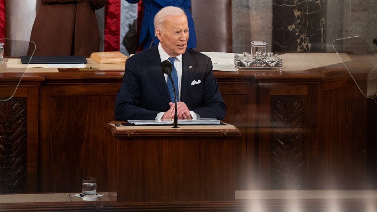 Biden chama Putin de ‘ditador russo’ e diz que guerra “foi premeditada”