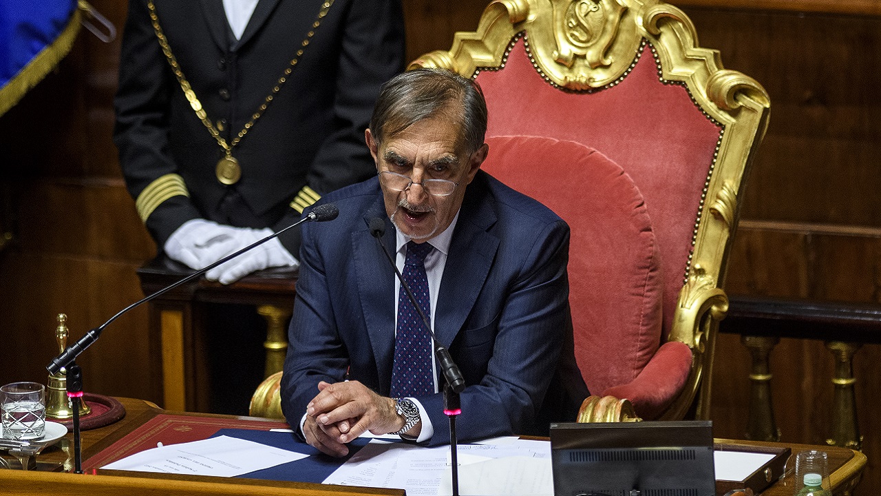 Expoente da extrema-direita é eleito presidente do Senado na Itália