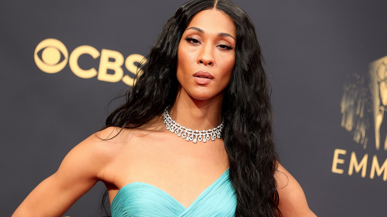 MJ Rodriguez se torna primeira atriz trans a vencer Globo de Ouro