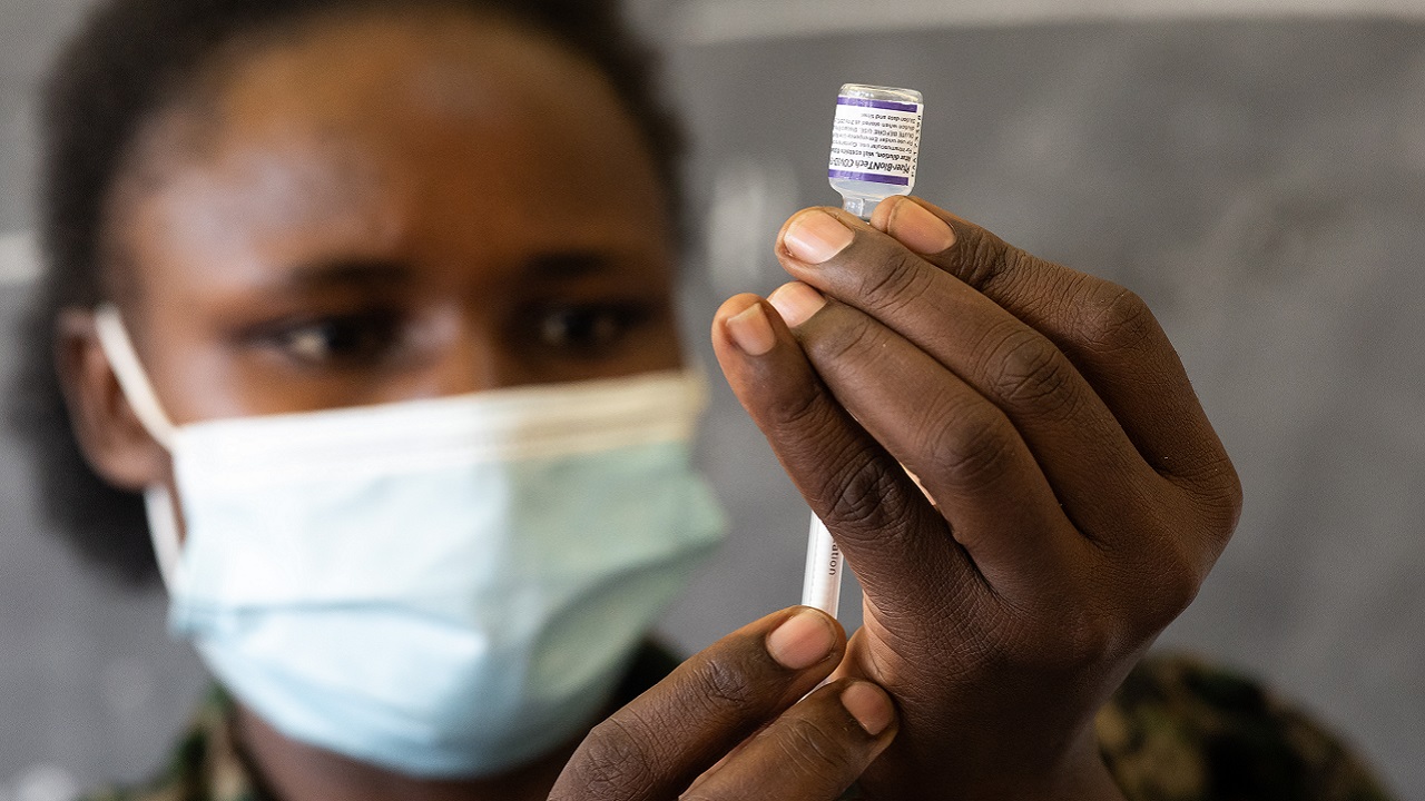África só vacinará 70% de sua população em 2024, aponta OMS