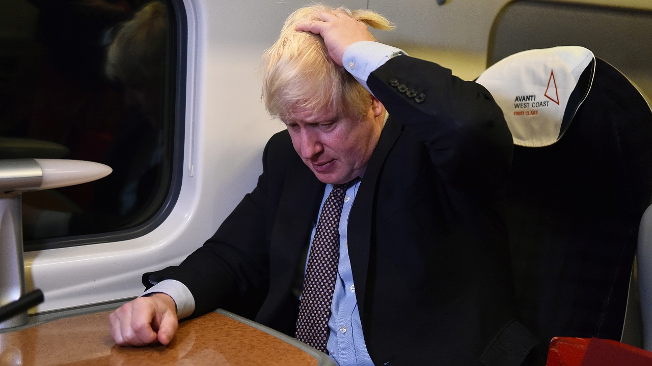 Boris Jonhson se perde em discurso antes de fazer anedota com Peppa Pig