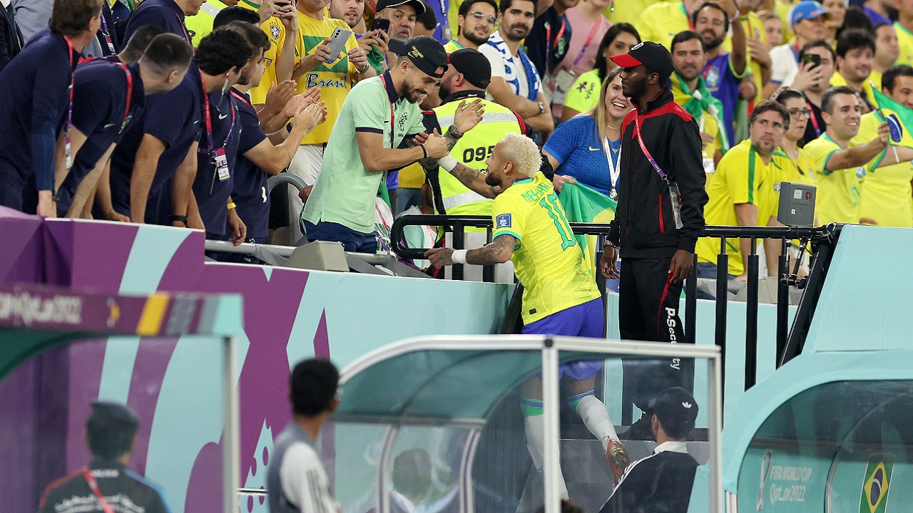 Copa: Neymar descumpre promessa e não homenageia Bolsonaro em gol