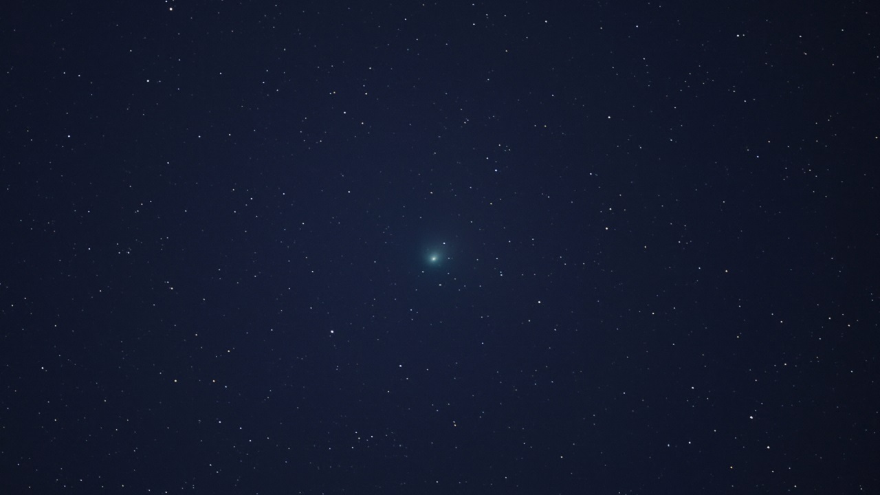 Internautas compartilham fotos do cometa visto por neandertais