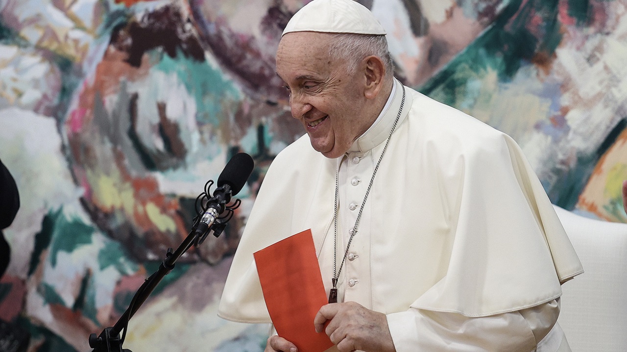 Papa sugere que uniões homoafetivas poderão ser abençoadas pela Igreja Católica