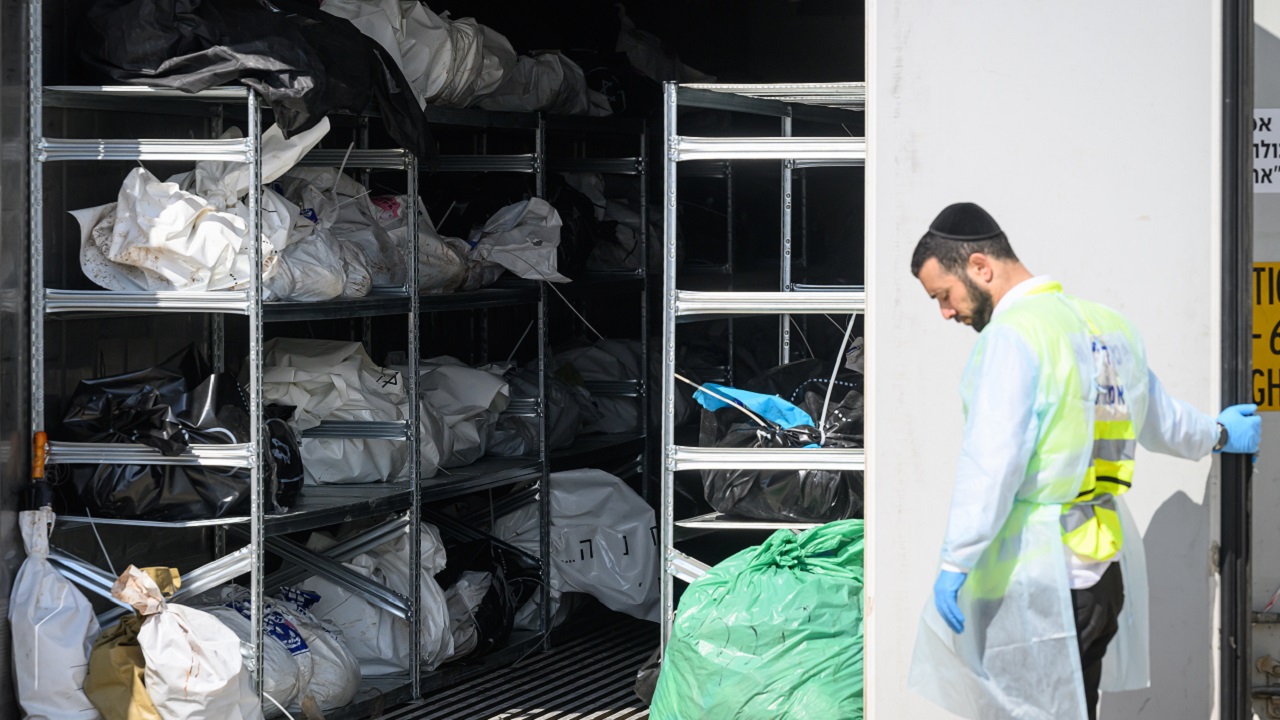 Corpos de vítimas de ataque do Hamas podem jamais serem identificados