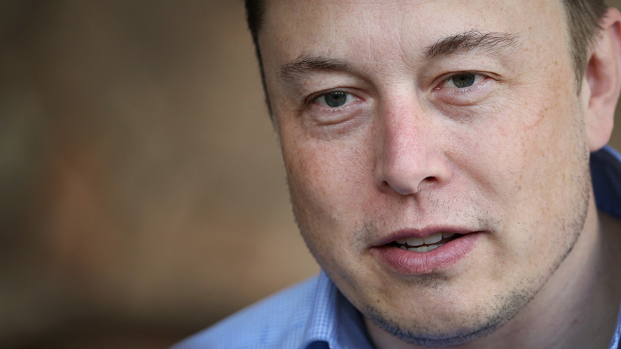 Antecipando recessão, Elon Musk anuncia corte de funcionários na Tesla