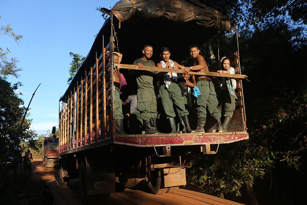 Farc devem ser retiradas de lista de organizações terroristas dos EUA