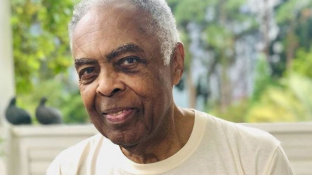 Gilberto Gil dispara contra Bolsonaro: ‘Nossos representantes precisam ser substituídos’