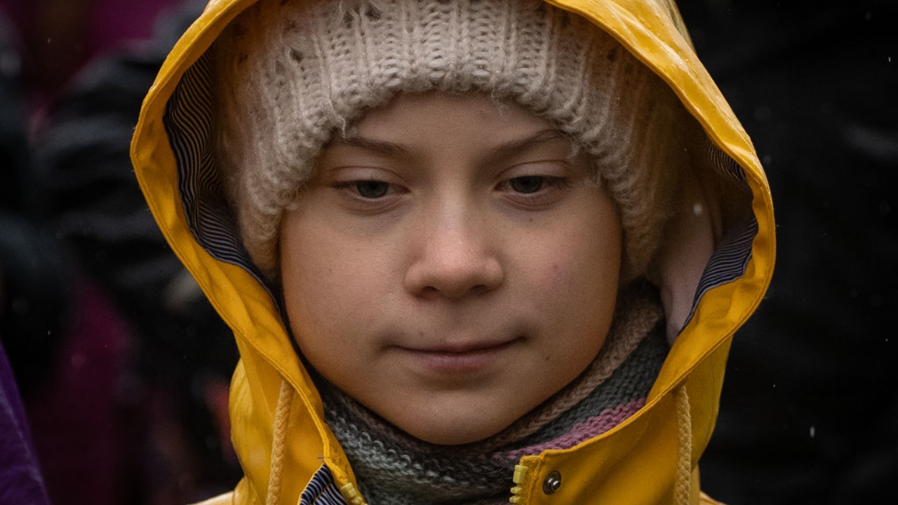 Através do Twitter, Greta Thunberg manda recado para pessoas contrárias ao aborto