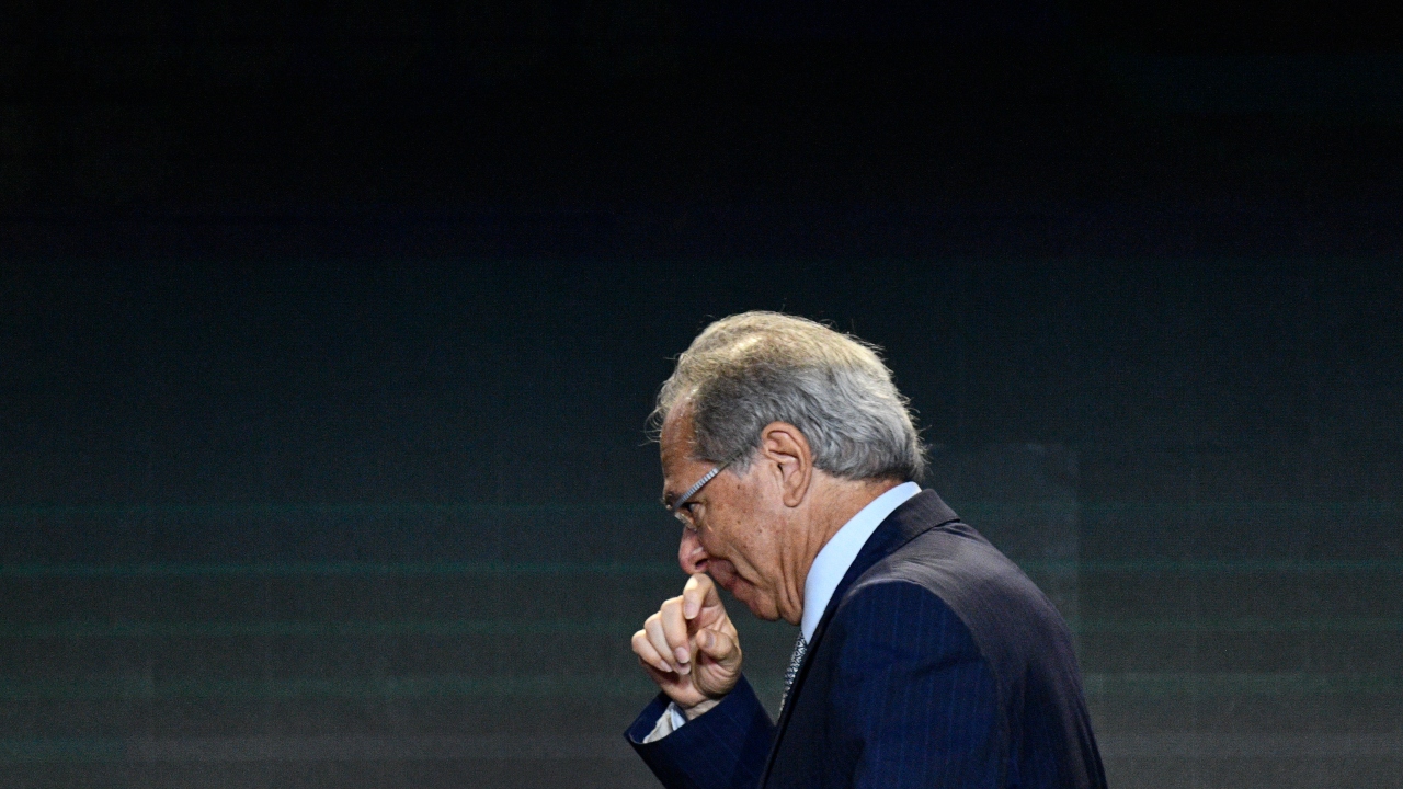 Aumento da pobreza é problema global, diz ministro Paulo Guedes