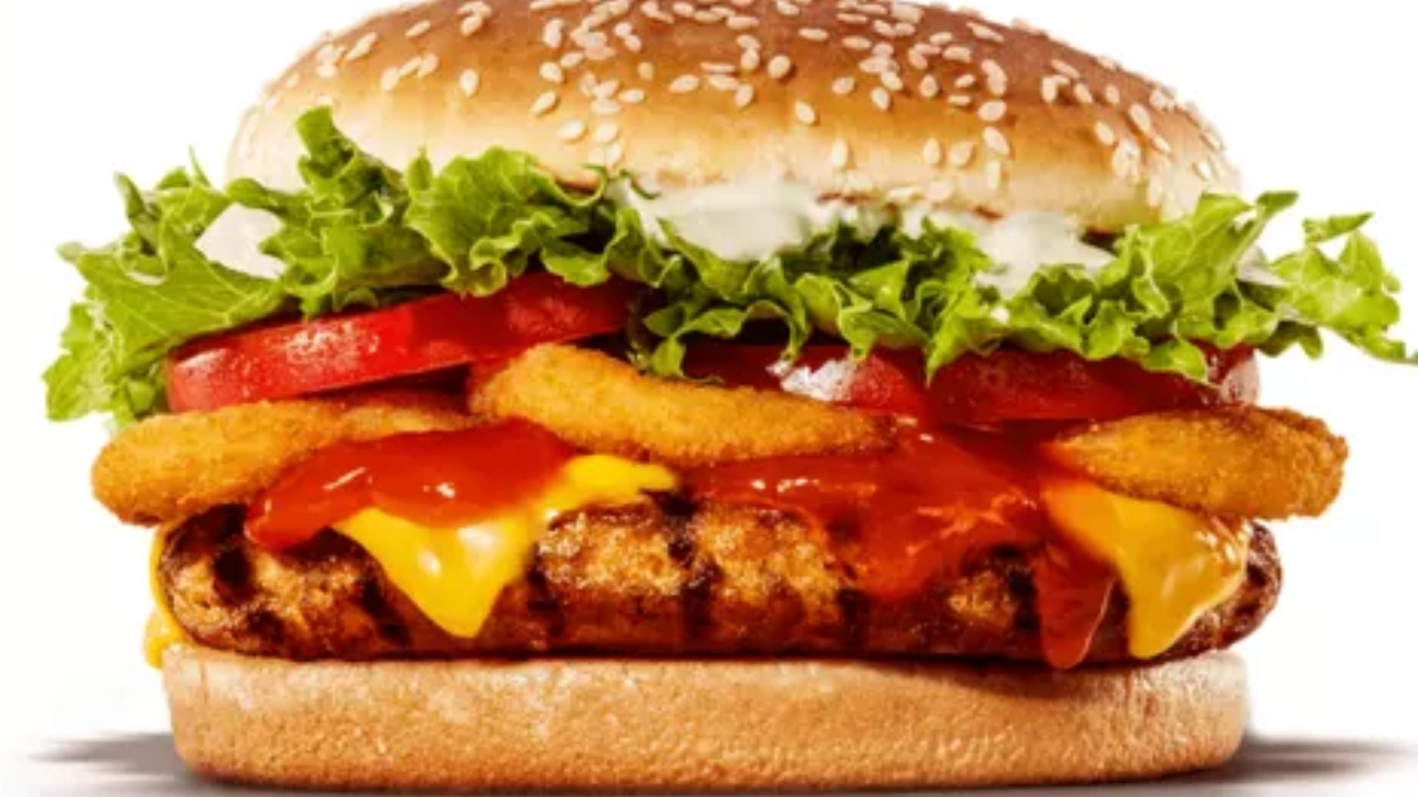 Burger King se desculpa por vender sanduíche de costela sem a costela na composição