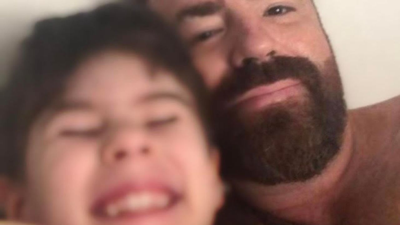 Pai de Henry desconfia de atitudes da ex-sogra em relação a agressões