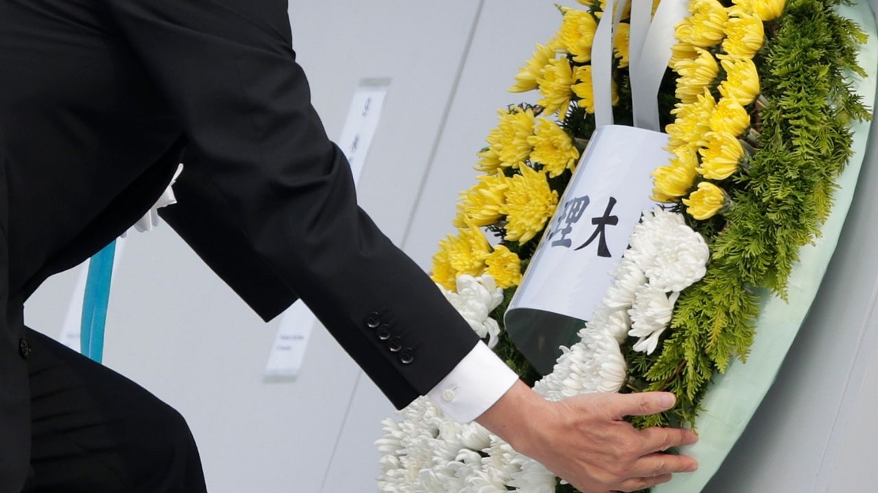 Japão presta homenagens às vítimas da bomba atômica em Hiroshima