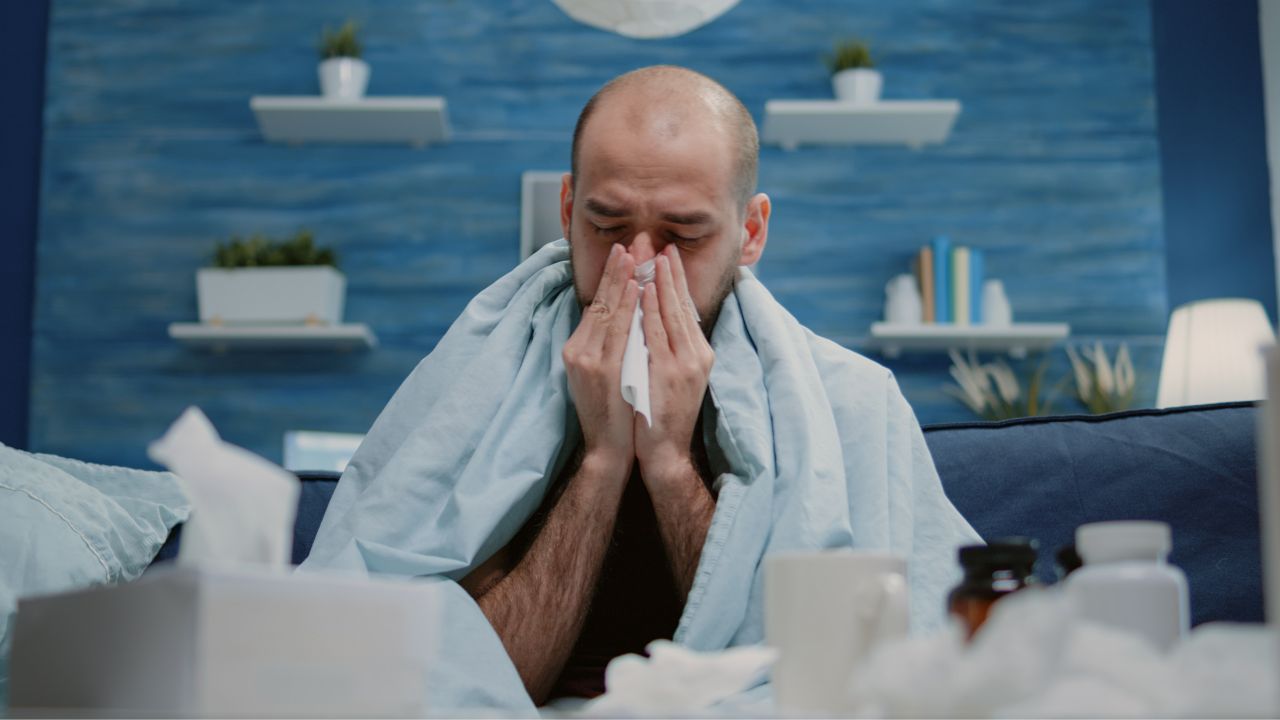 Homem com alergia ao próprio sêmen relata sintomas de gripe ao ejacular