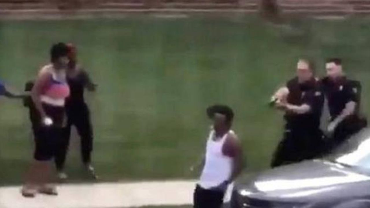 EUA: Pai do homem negro baleado por policiais afirma que o filho está paralisado