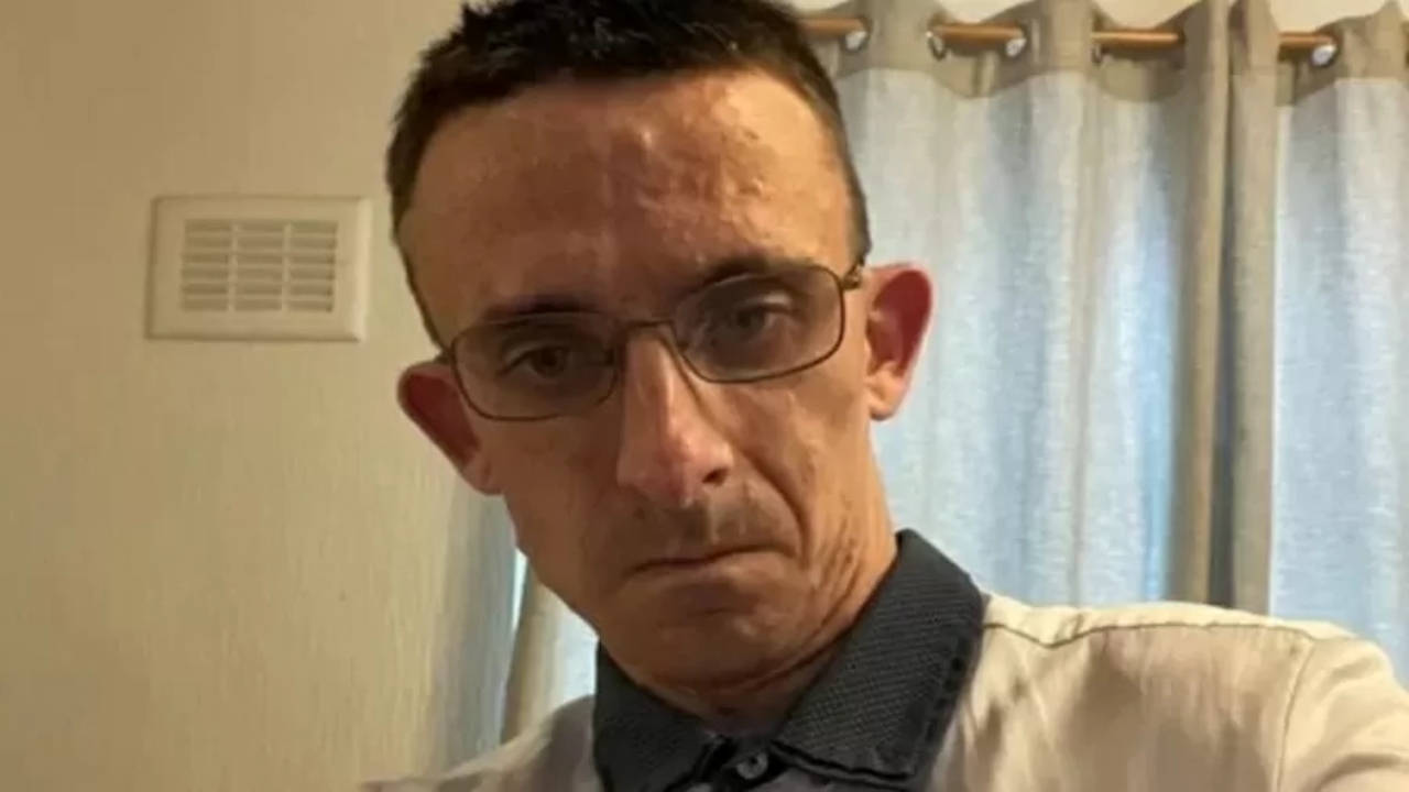 Após retirada de tumor que afetava estatura, homem diz ter crescido 45 centímetros