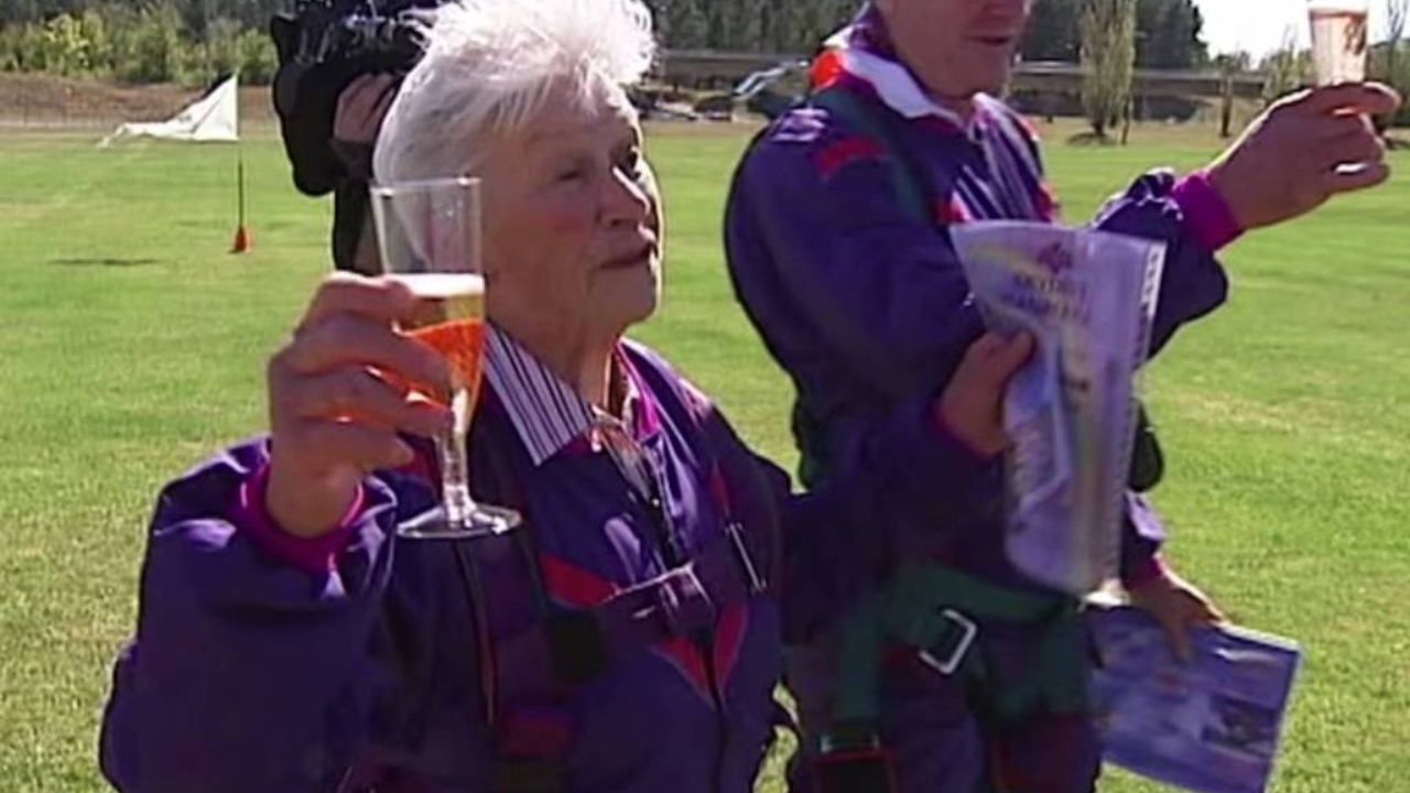 Na Austrália, idosa de 95 anos morre uma semana após ação policial