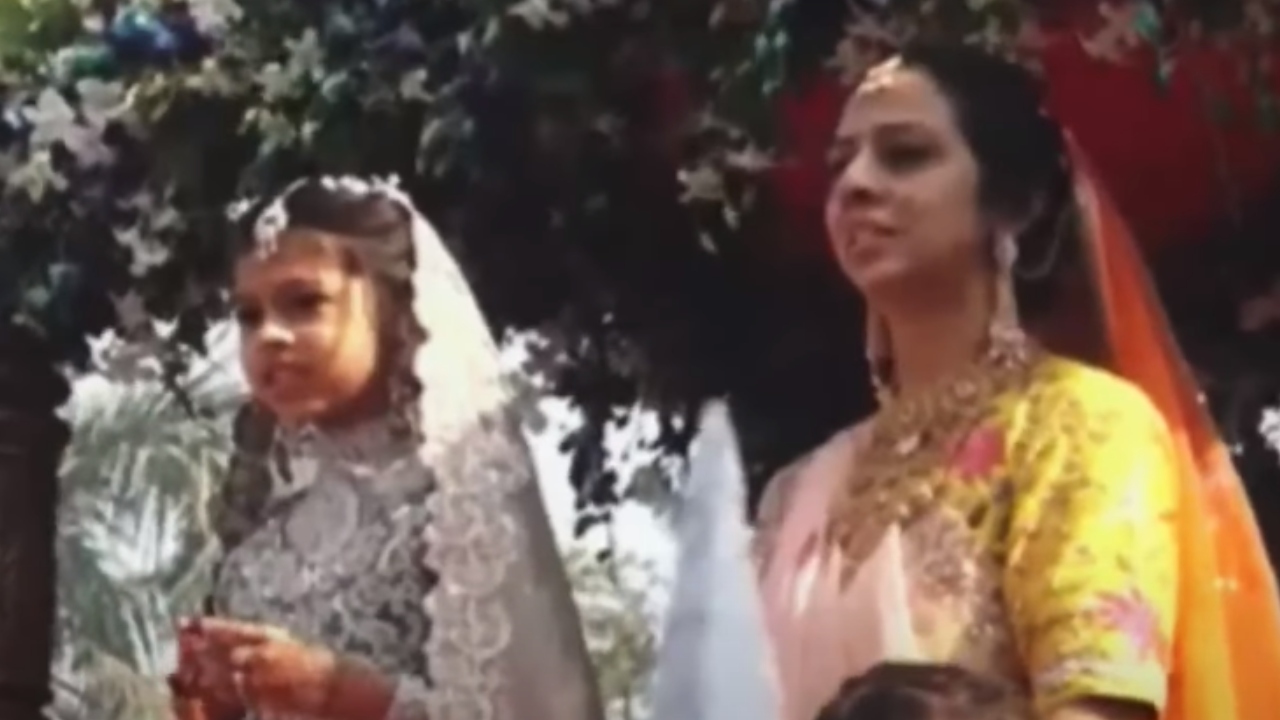 Na Índia, menina abre mão de herança e entra em monastério