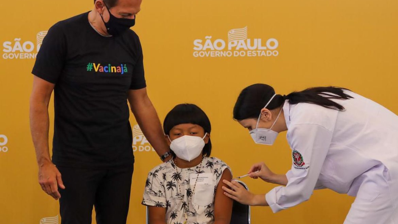 SP: indígena é a 1ª criança vacinada contra a covid-19 no país
