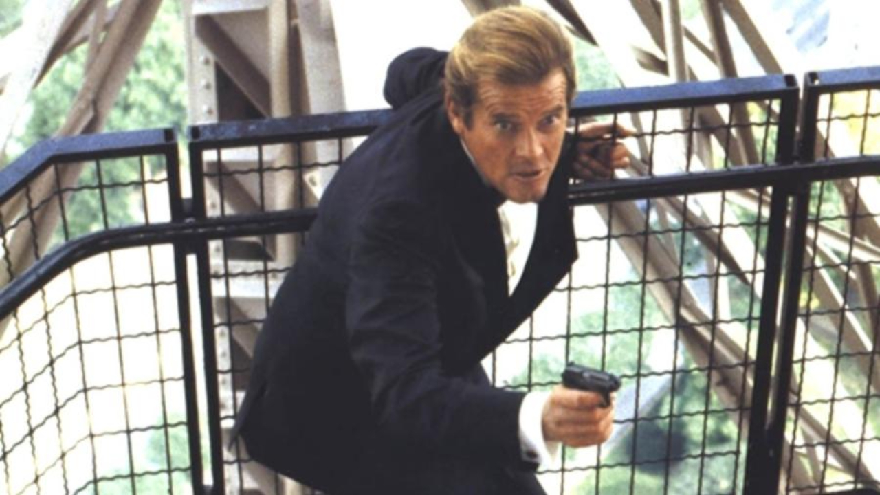 Polícia britânica investiga caso de roubo de armas usadas por James Bond