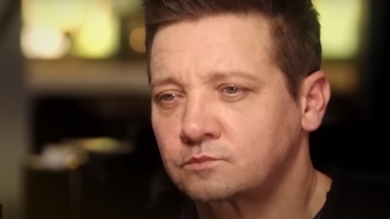 Em entrevista, Jeremy Renner fala pela primeira vez sobre acidente: ‘Fui reabastecido’